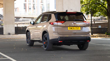 Nissan X-Trail - rear static