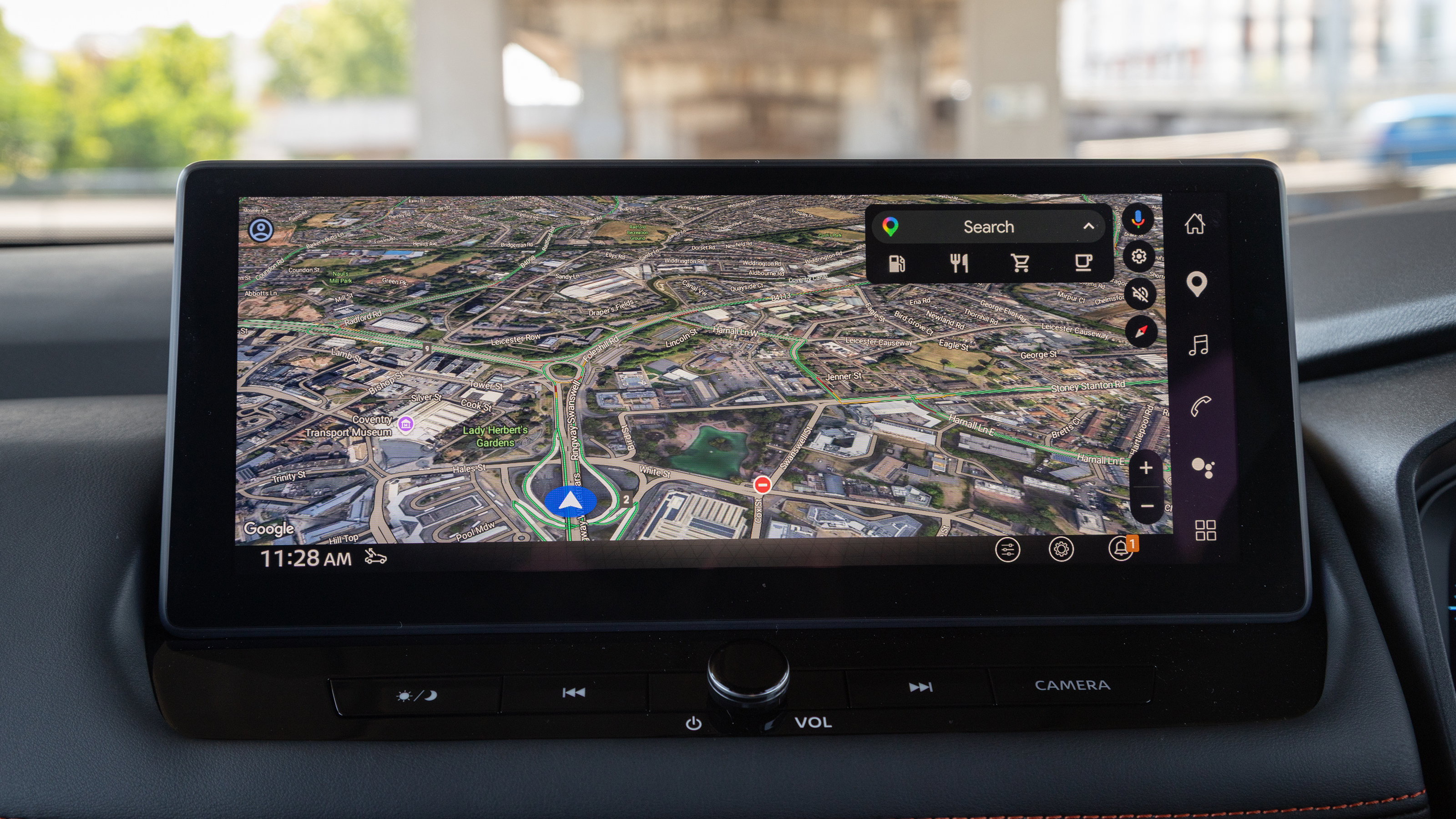 Nissan X-Trail - infotainment screen