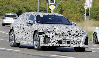 New Audi RS 6 Avant spy shot - front tracking