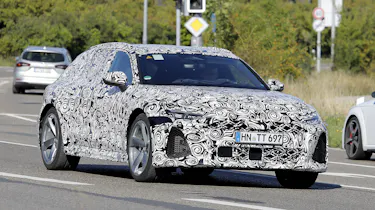 New Audi RS 6 Avant spy shot - front tracking