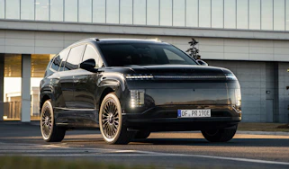 New Hyundai Ioniq 9 Calligraphy Black Ink - front