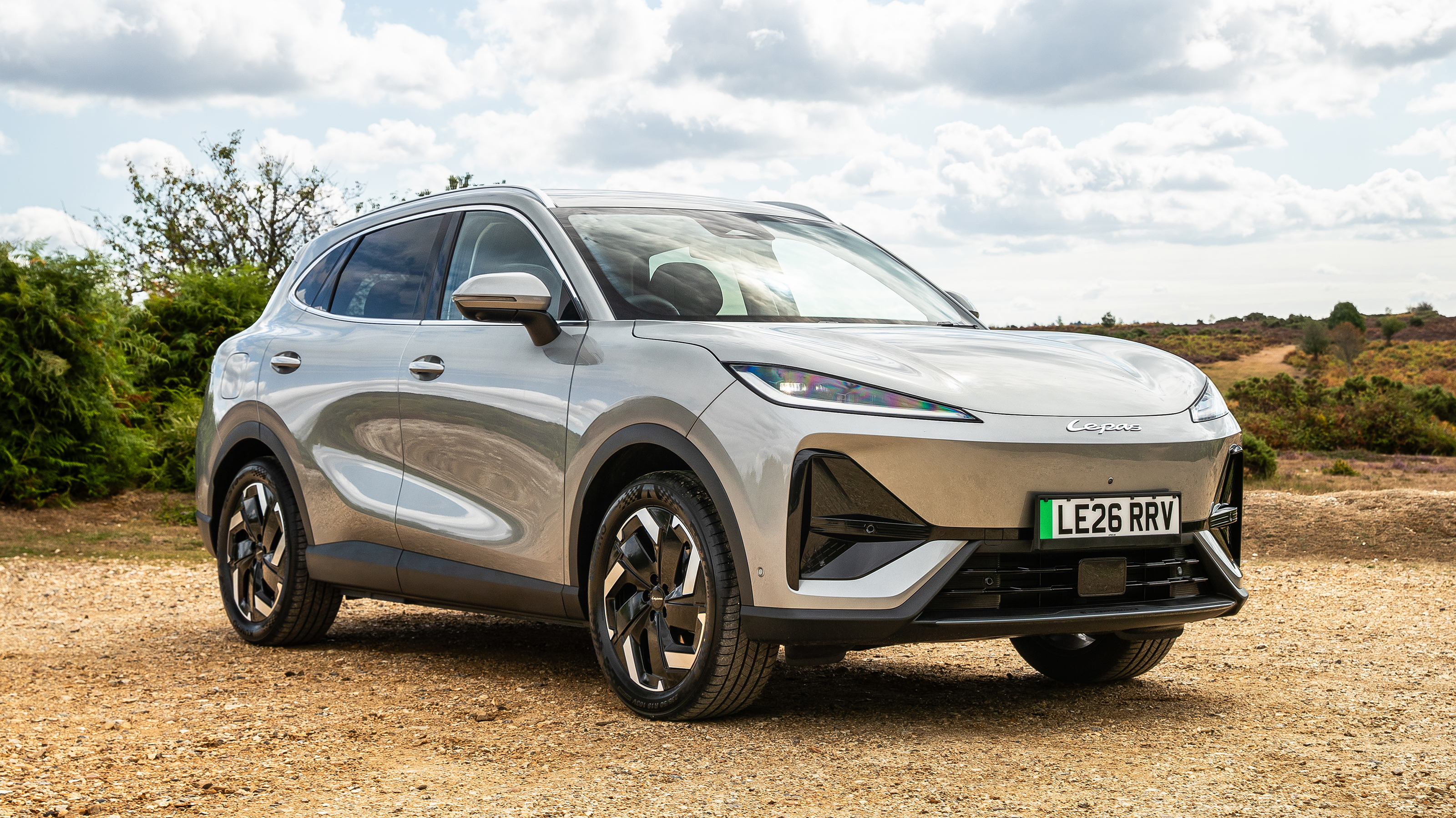 New Lepas L6 - front static 