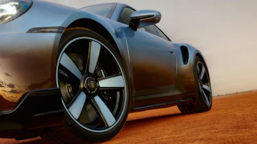 New Porsche 911 Land Down Under - alloy wheels
