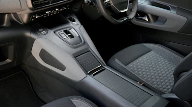 Peugeot E-Rifter - centre console