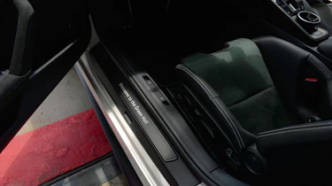 Porsche 911 GT3 100 Jahre Nürburgring - sill plate