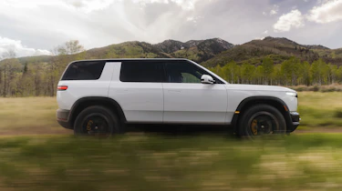 Rivian is coming to Europe - R2 side profile