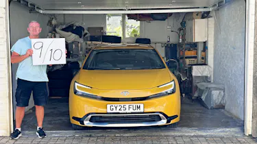 Toyota Prius Excel - header