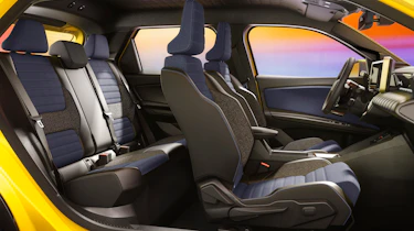 2026 Renault 5 update - interior layout