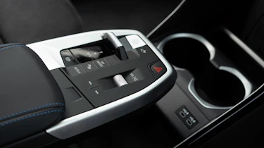 BMW X2 Mk2 - centre console