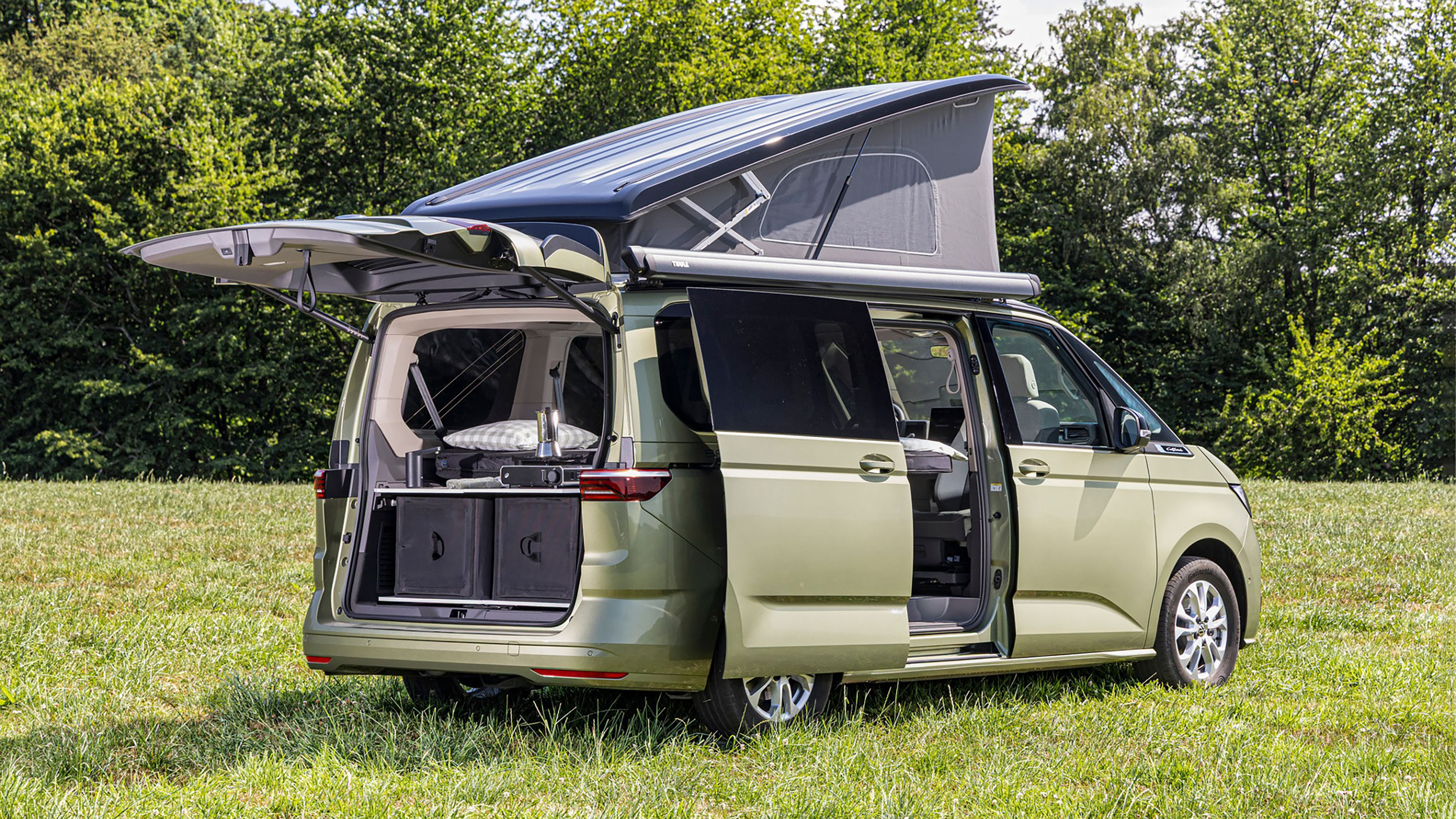 VW California Beach - rear 3/4 open
