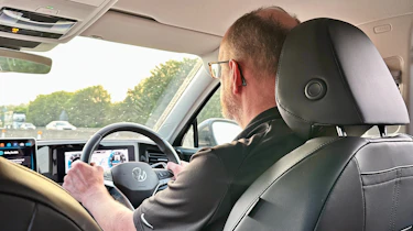 VW Tiguan eTSI - driving
