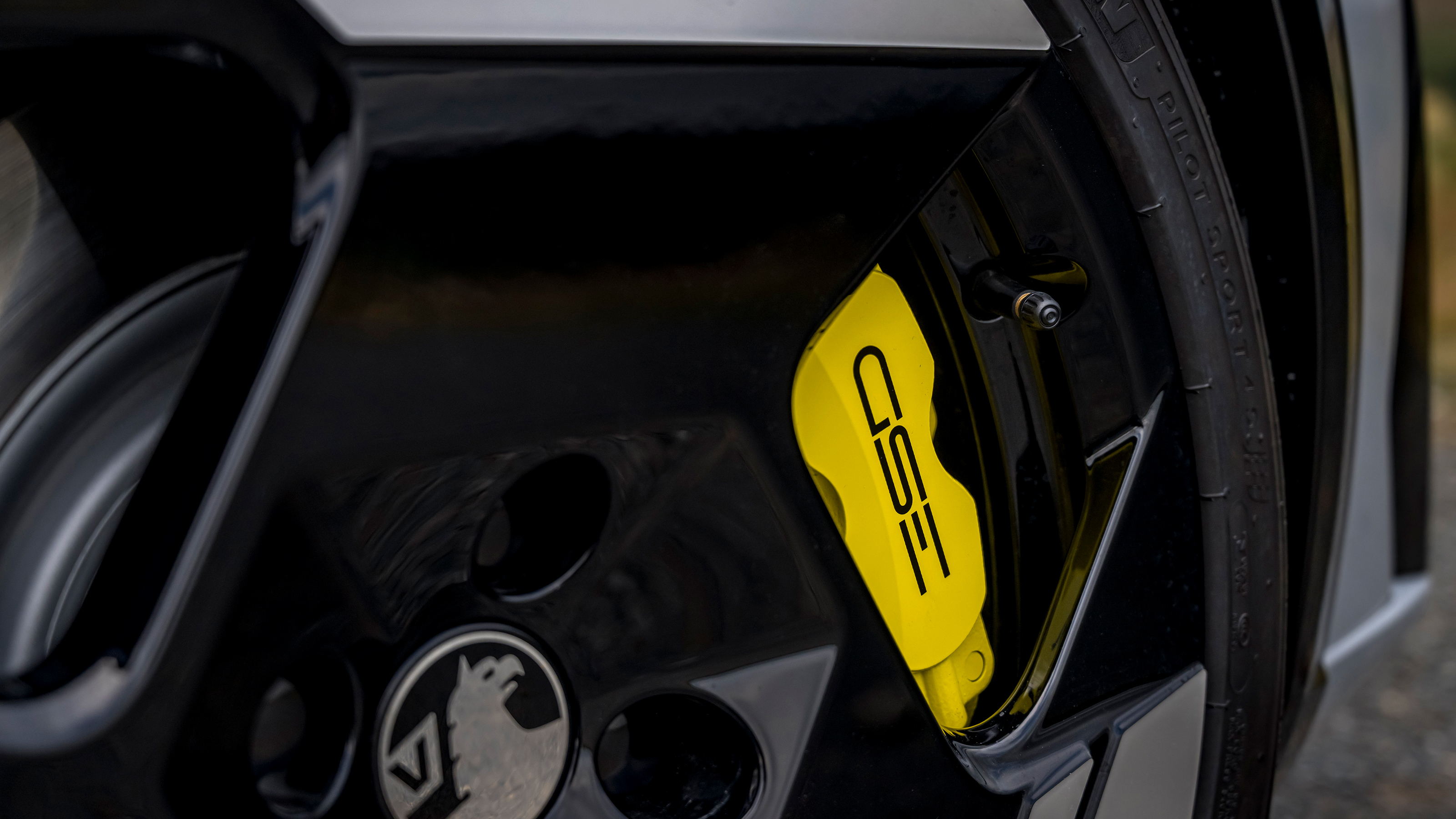 Vauxhall Corsa GSE wheel