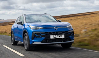 Volkswagen T-Roc Match trim - front tracking