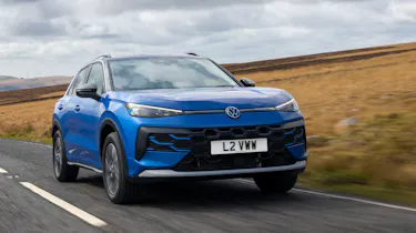 Volkswagen T-Roc Match trim - front tracking