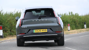 Volvo EX60 2026 - rear cornering