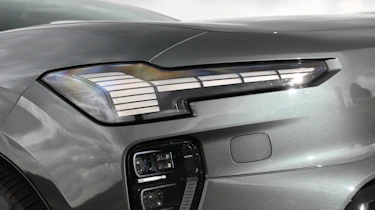 Volvo EX60 2026 - front headlight