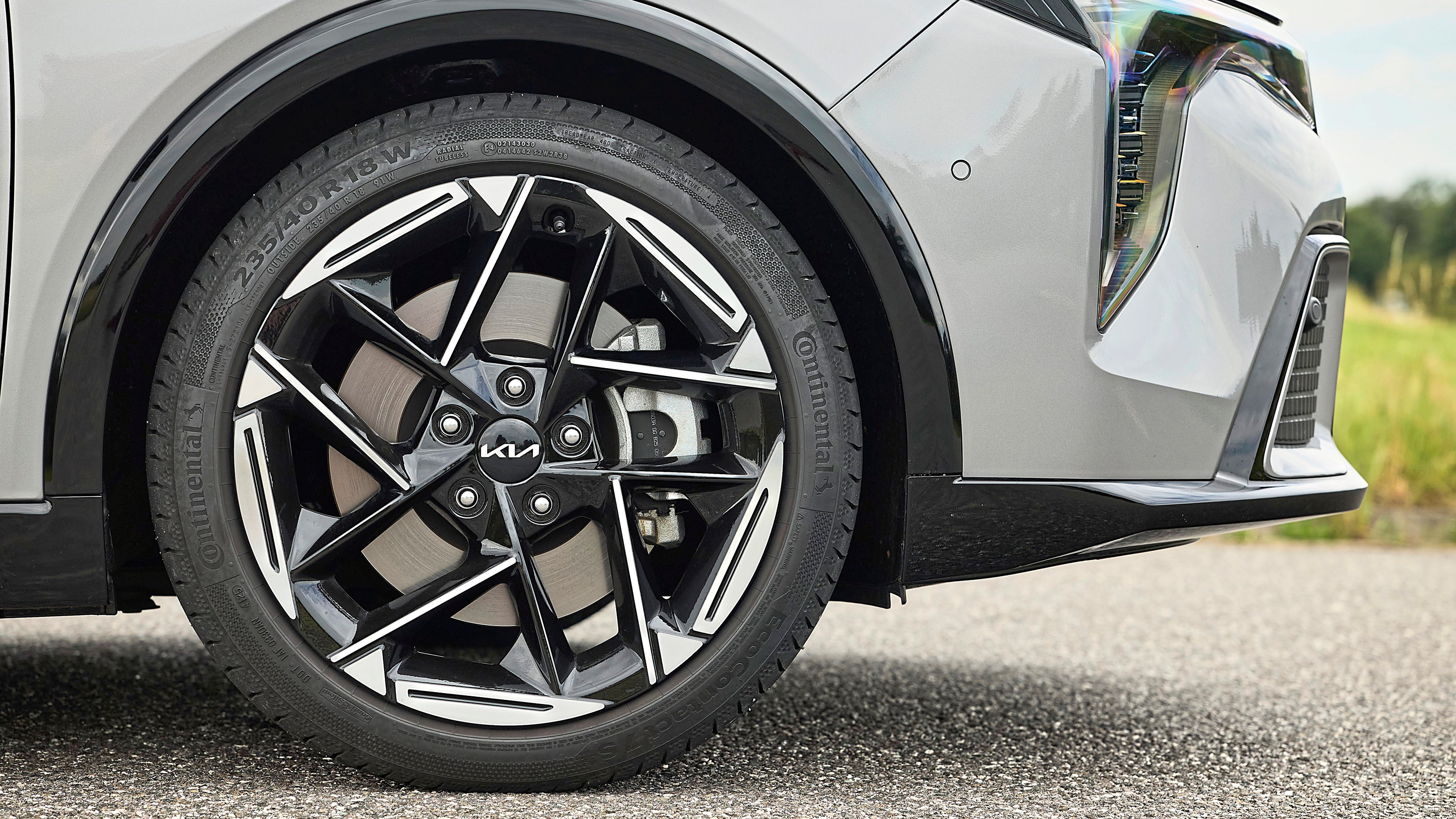 Kia K4 Sportswagon - wheel