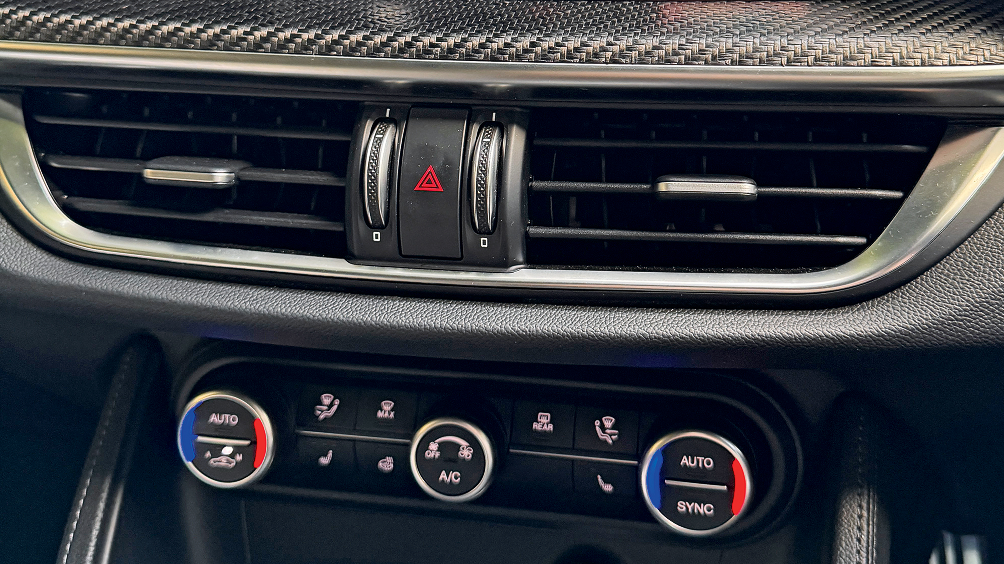 Alfa Romeo Stelvio Quadrifoglio - vents