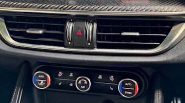 Alfa Romeo Stelvio Quadrifoglio - vents
