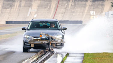 All Season tyre test - Skoda Octavia aquaplaning