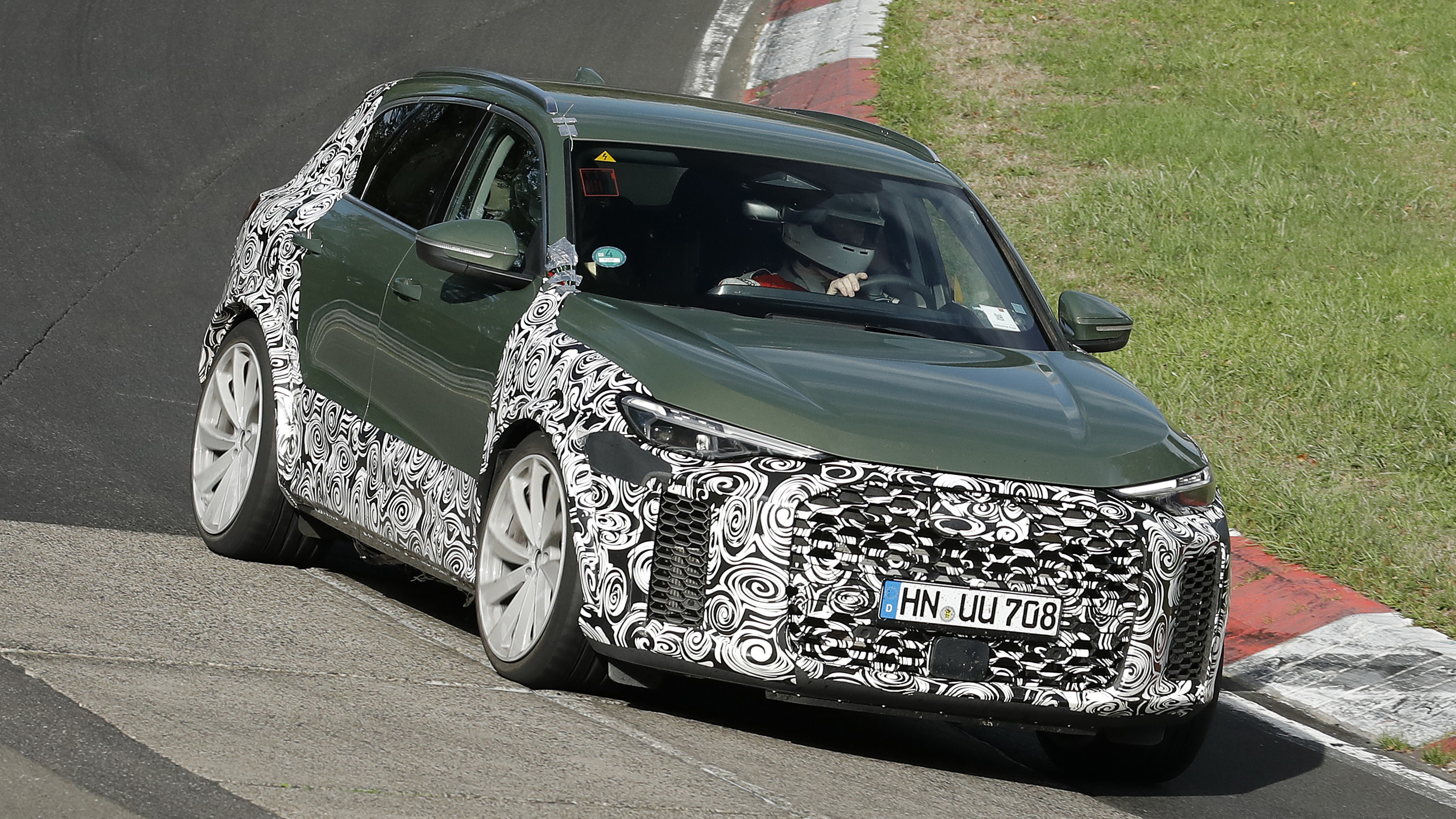 New Audi RS Q5 SUV - front tracking 