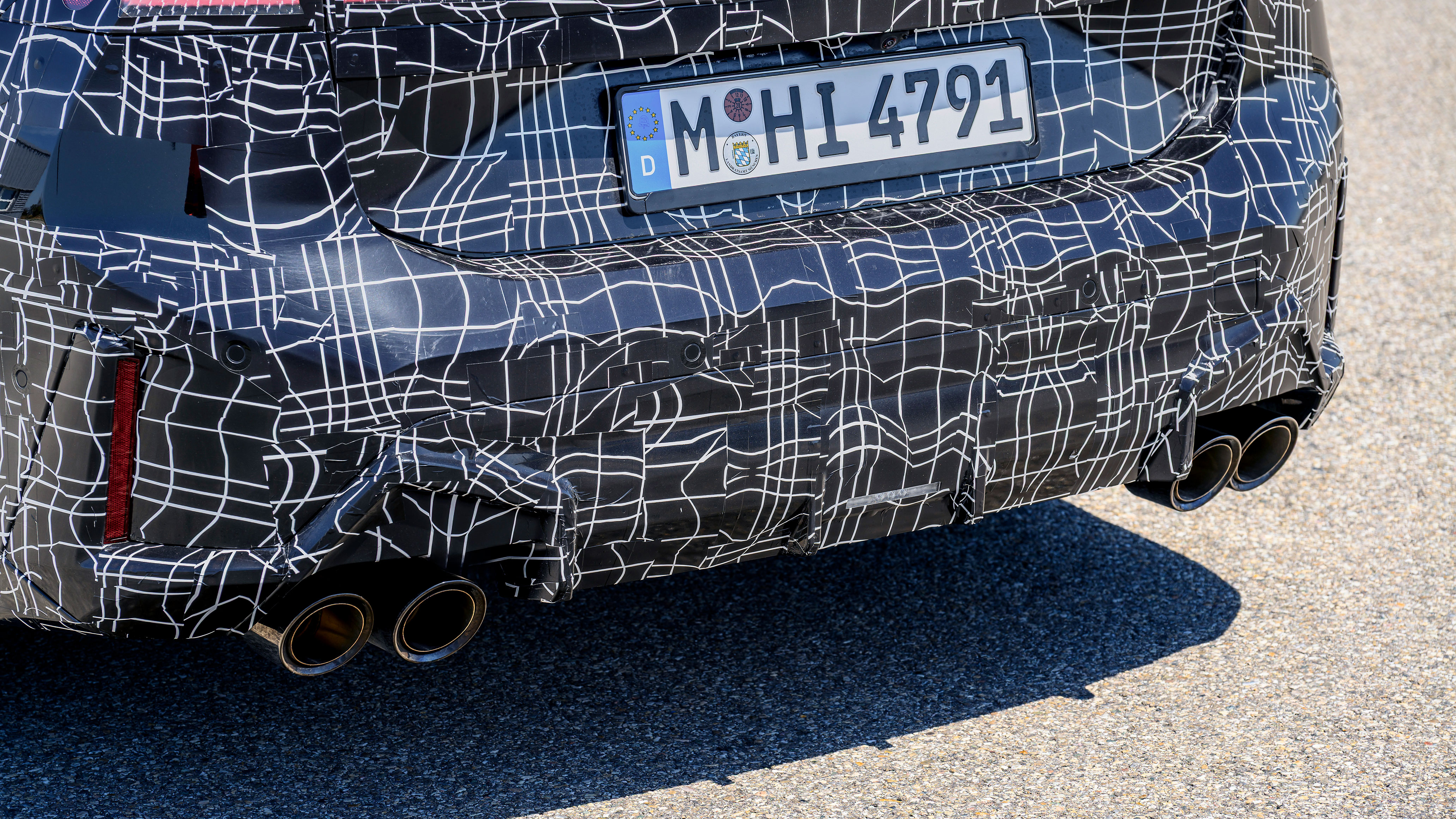 BMW M350 xDrive prototype - exhausts