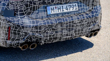 BMW M350 xDrive prototype - exhausts