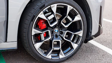 BMW iX3 50 xDrive - alloy wheel