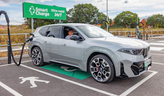 BMW iX3 50 xDrive - front charging