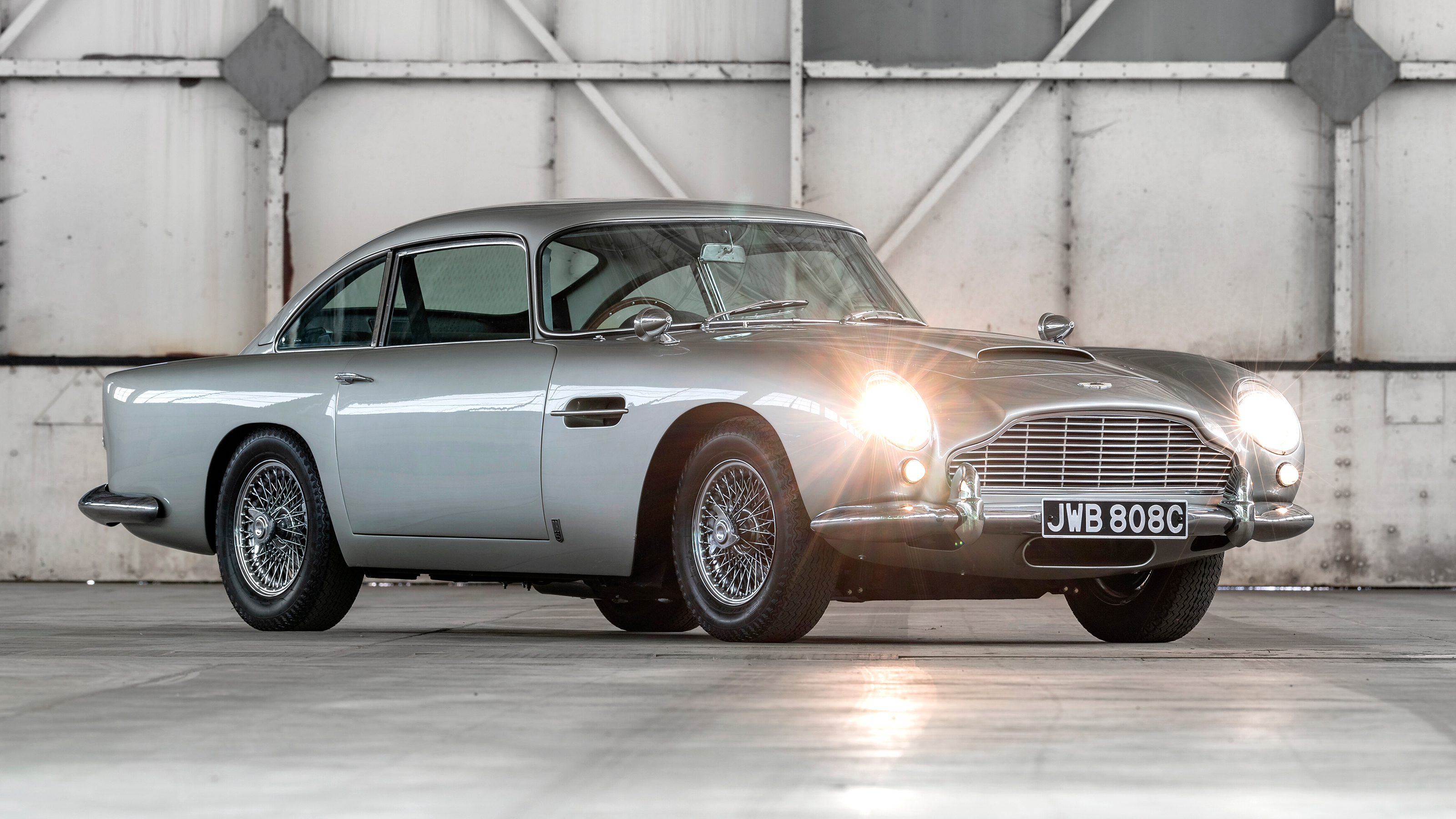 Best Aston Martins - DB5