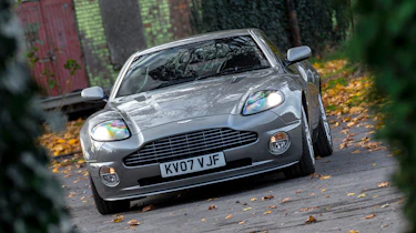 Best Aston Martins - 2001 Vanquish