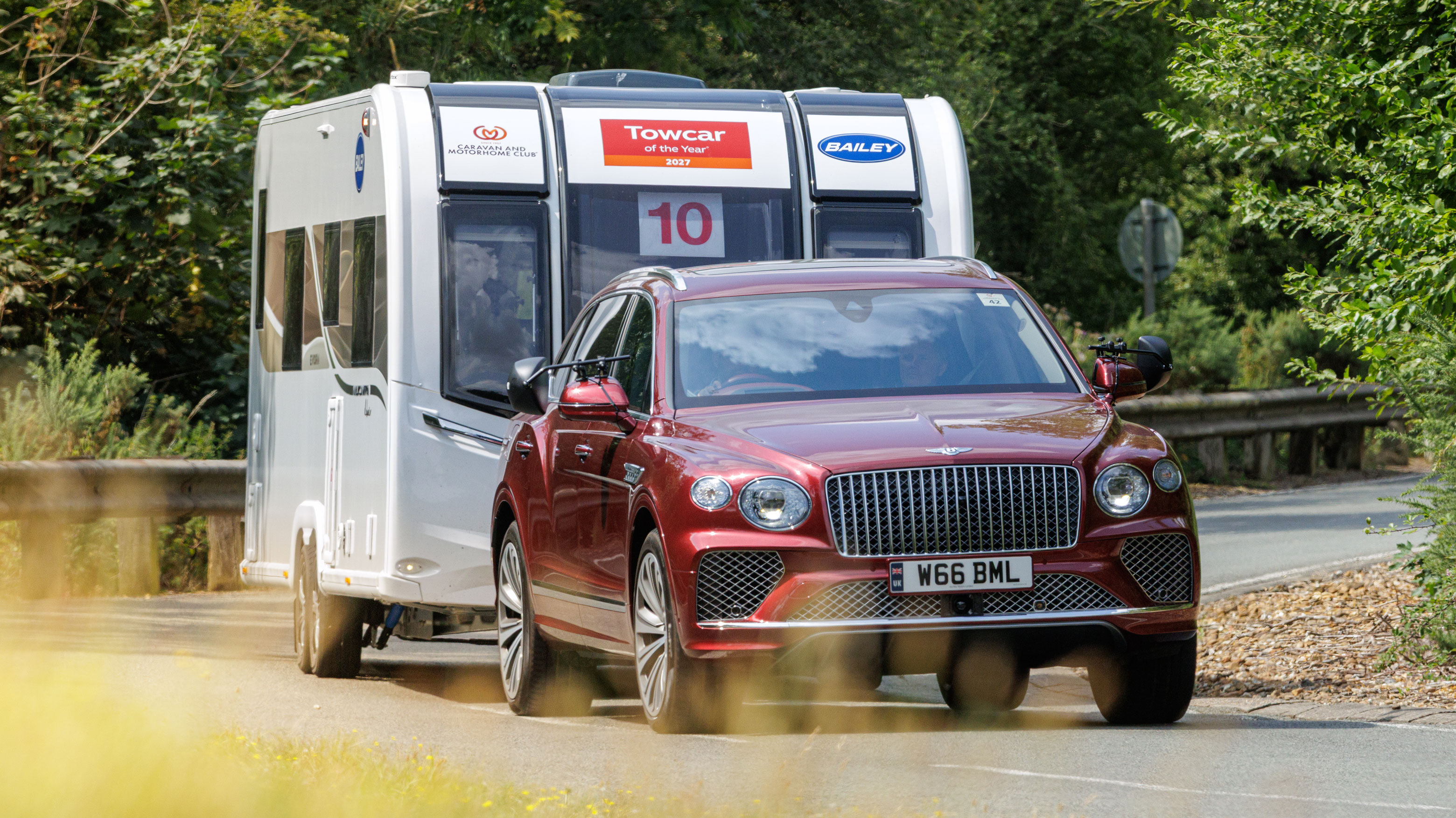 Bentley Bentayga - Tow Car of the Year 2027