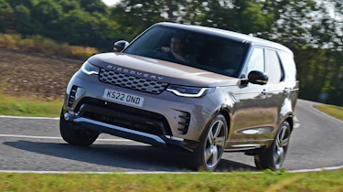 Land Rover Discovery - front cornering