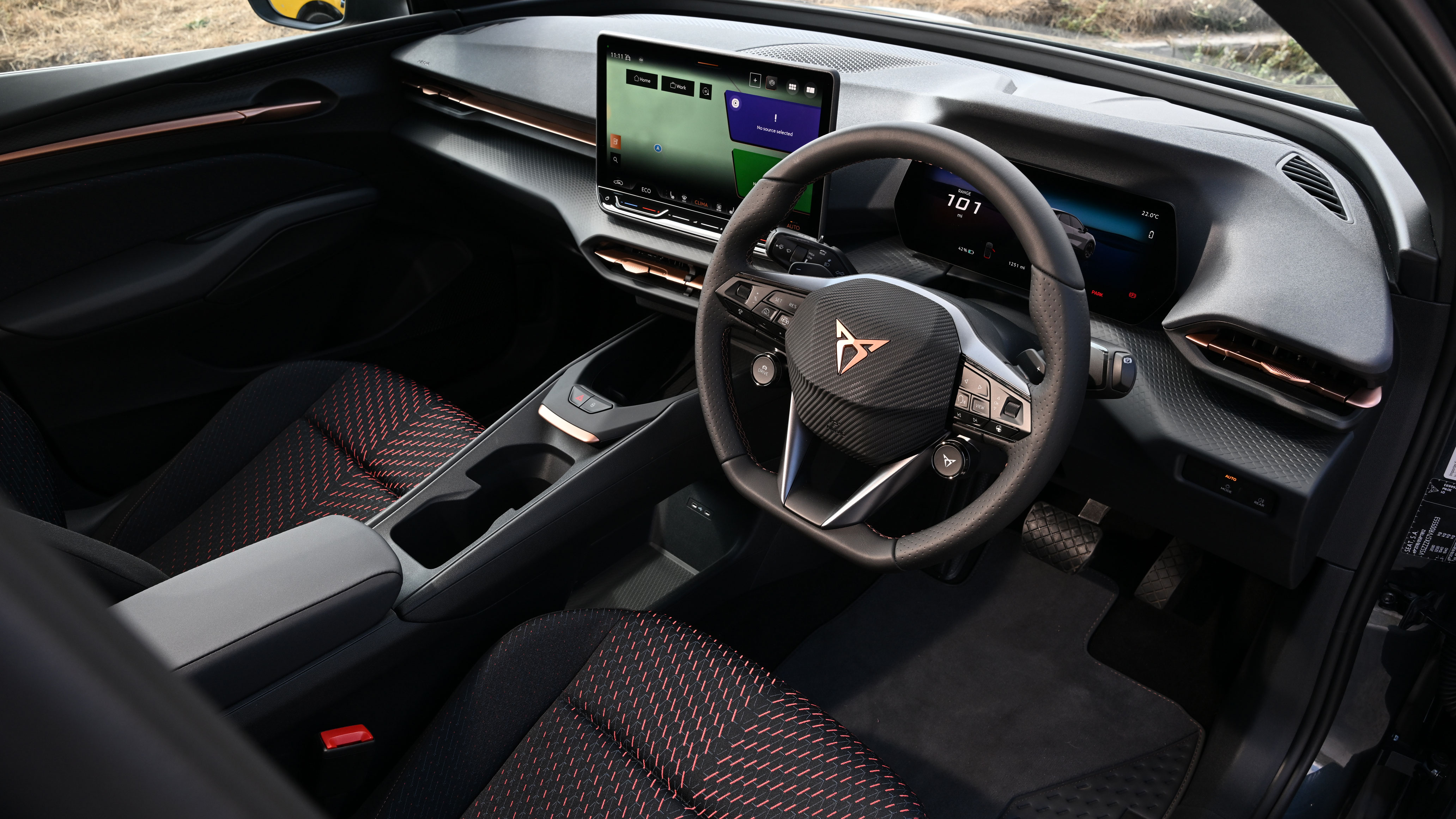 Cupra Raval - dash