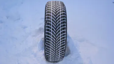 Goodyear UltraGrip Performance 3