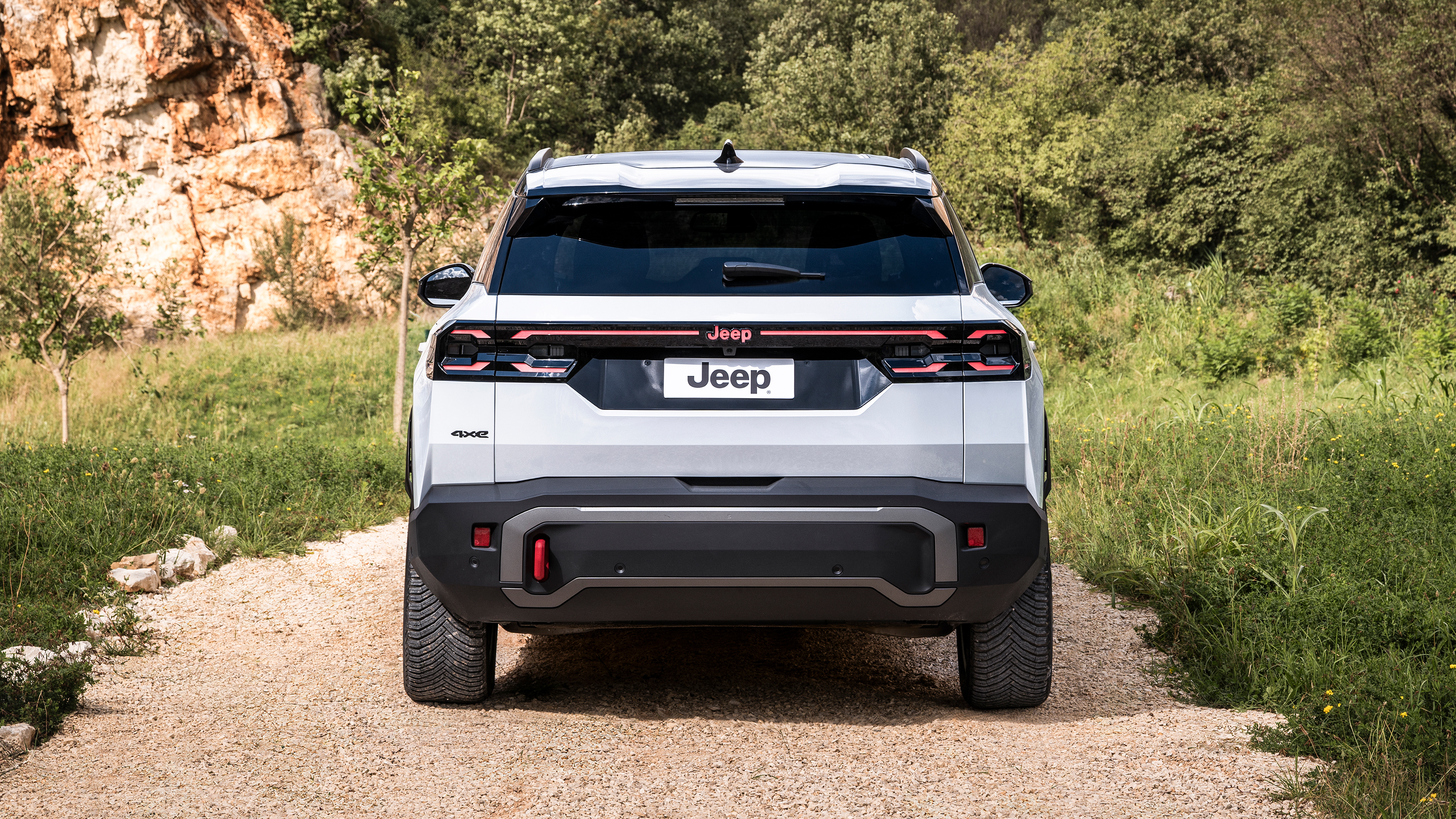 Jeep Compass 4xe - rear end
