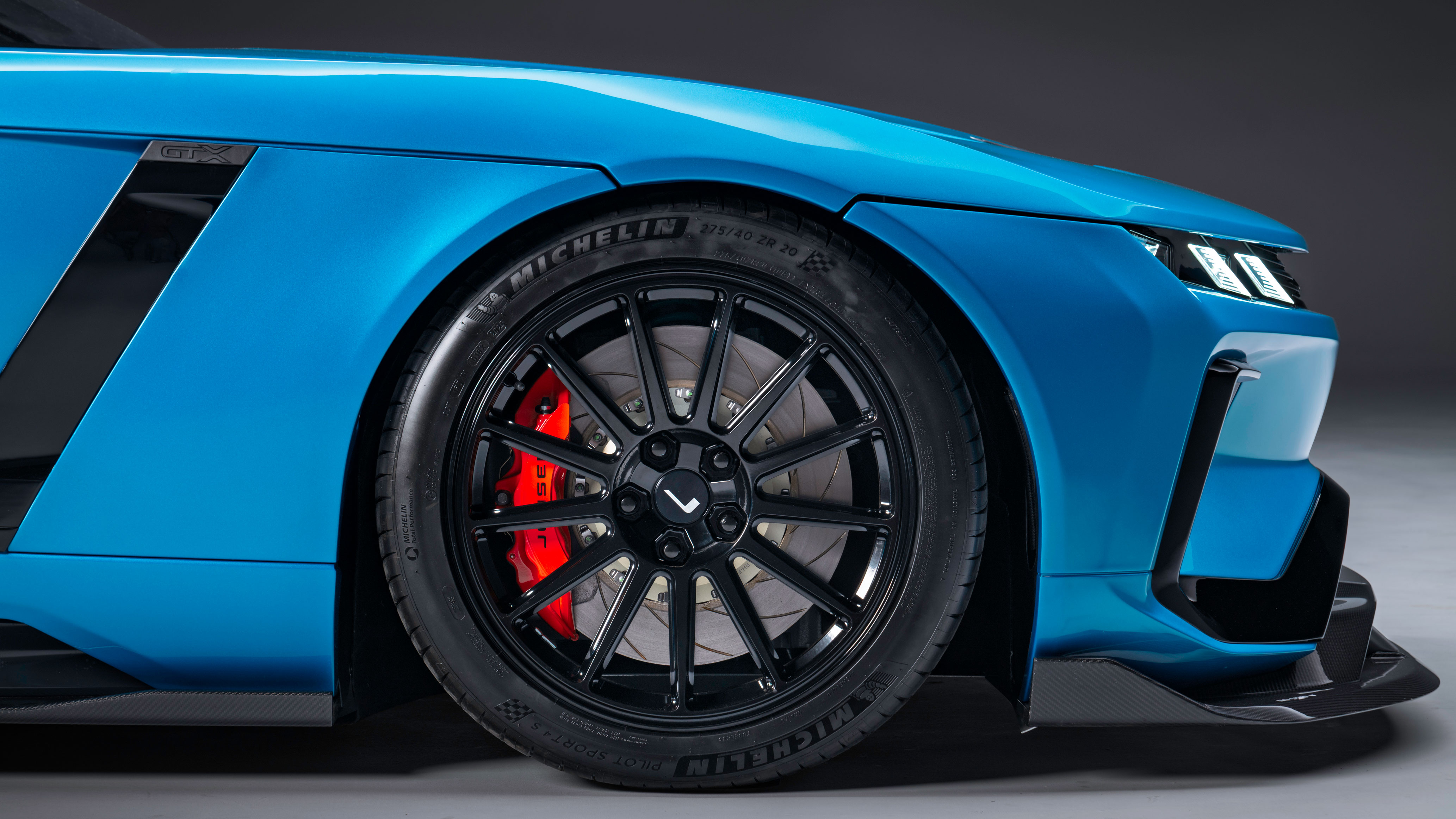 Jensen Interceptor GTX - wheel