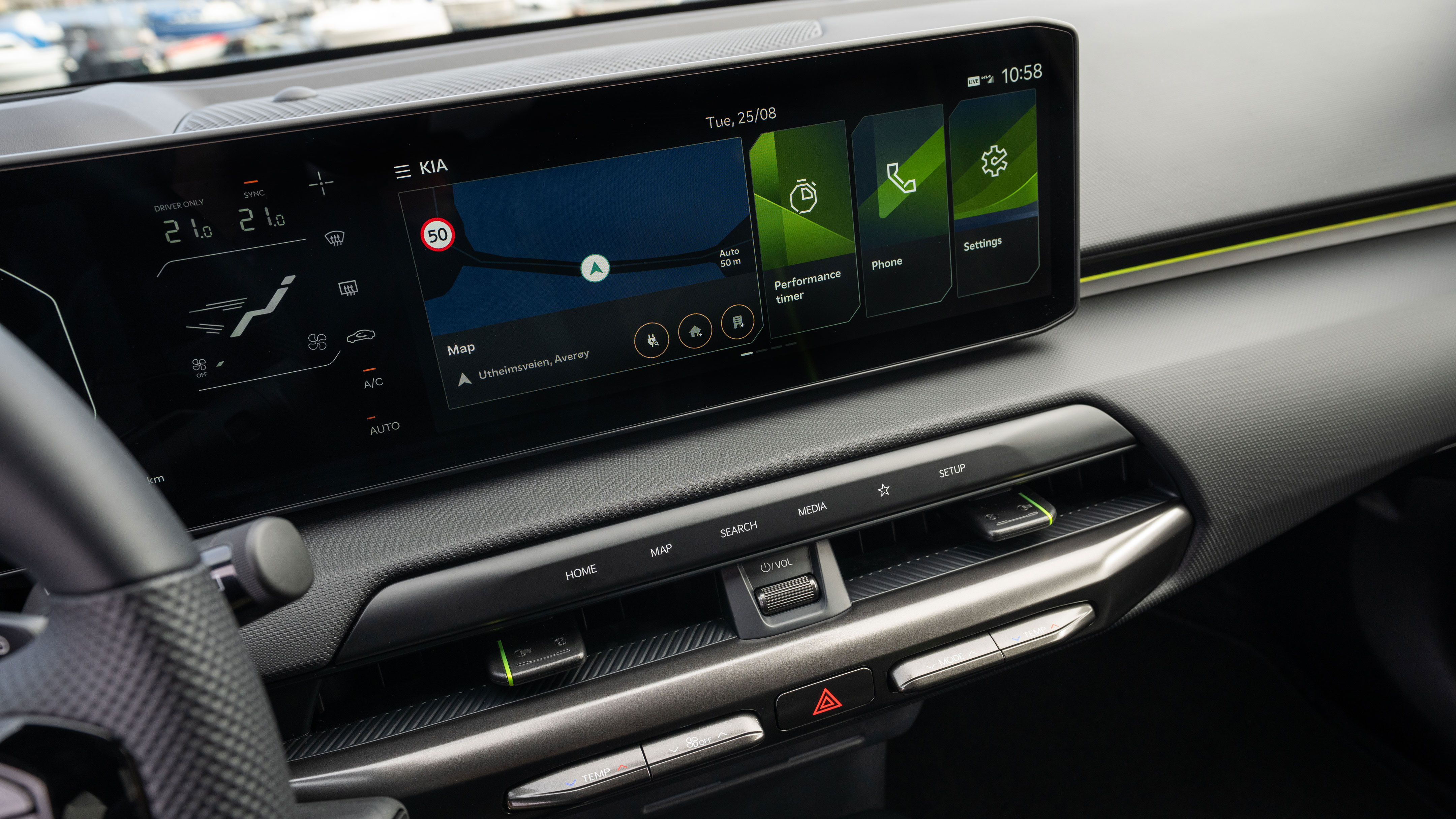 Kia EV4 GT - screen