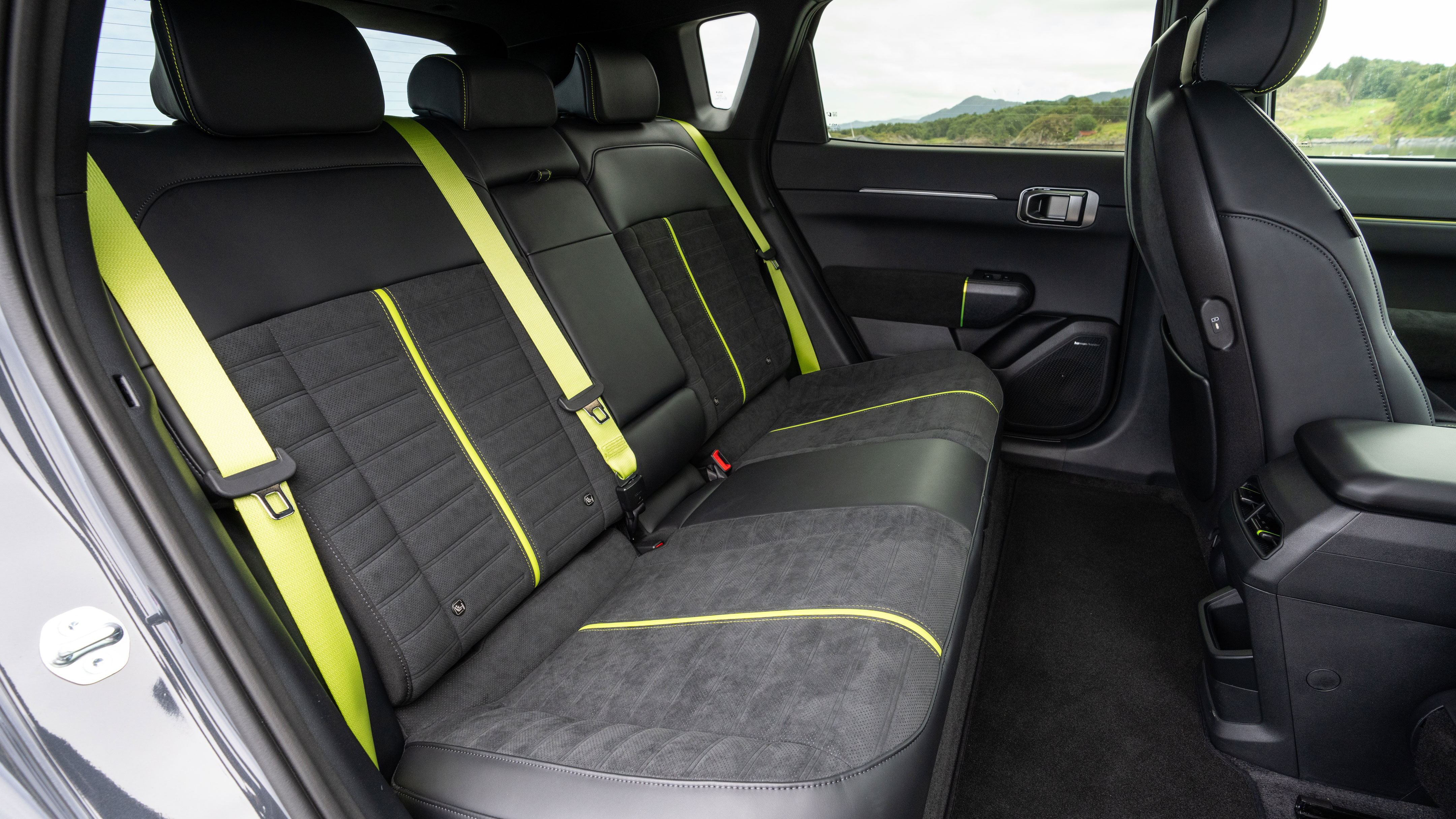 Kia EV4 GT - rear seats
