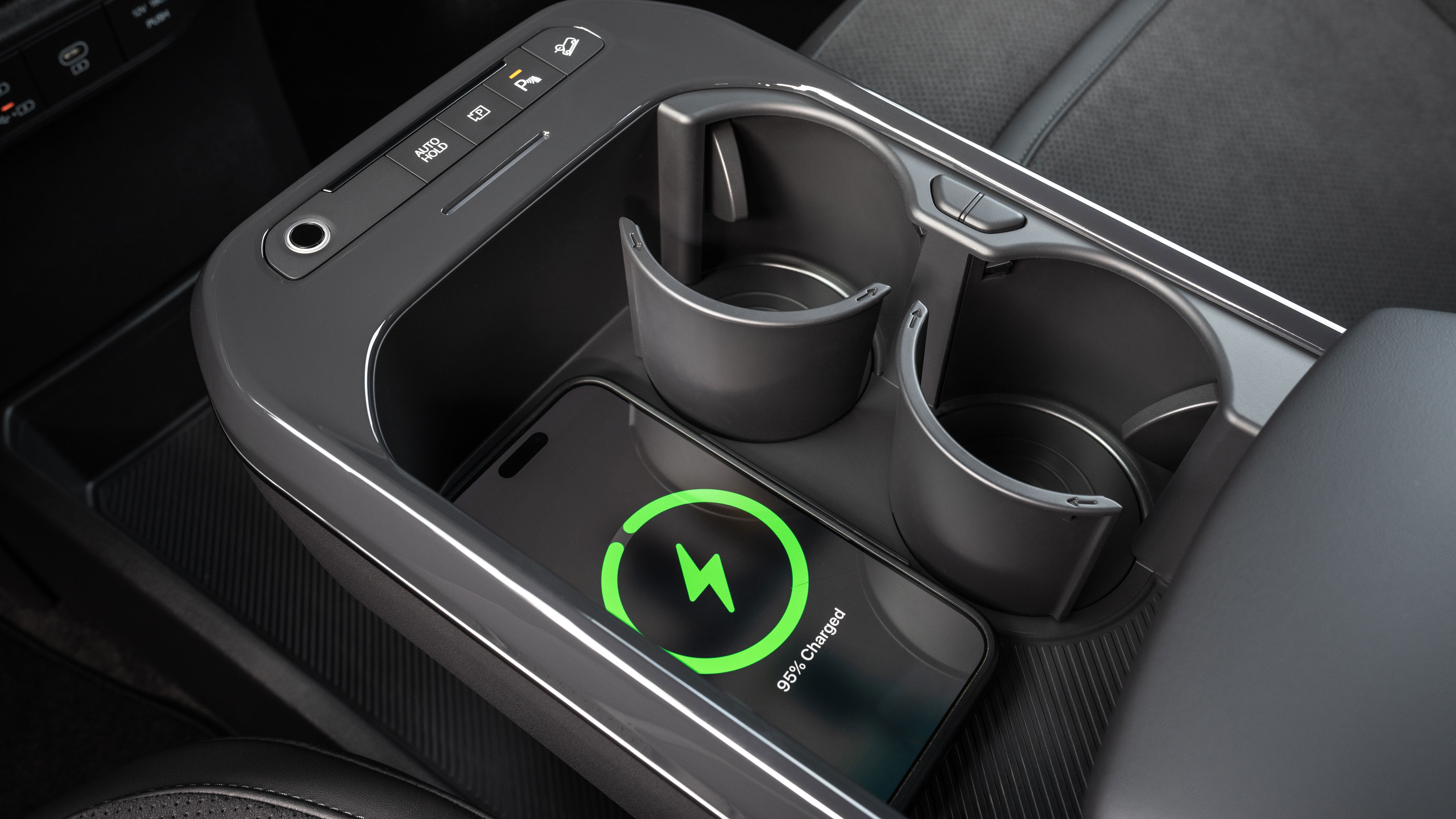 Kia EV5 GT - cup holders