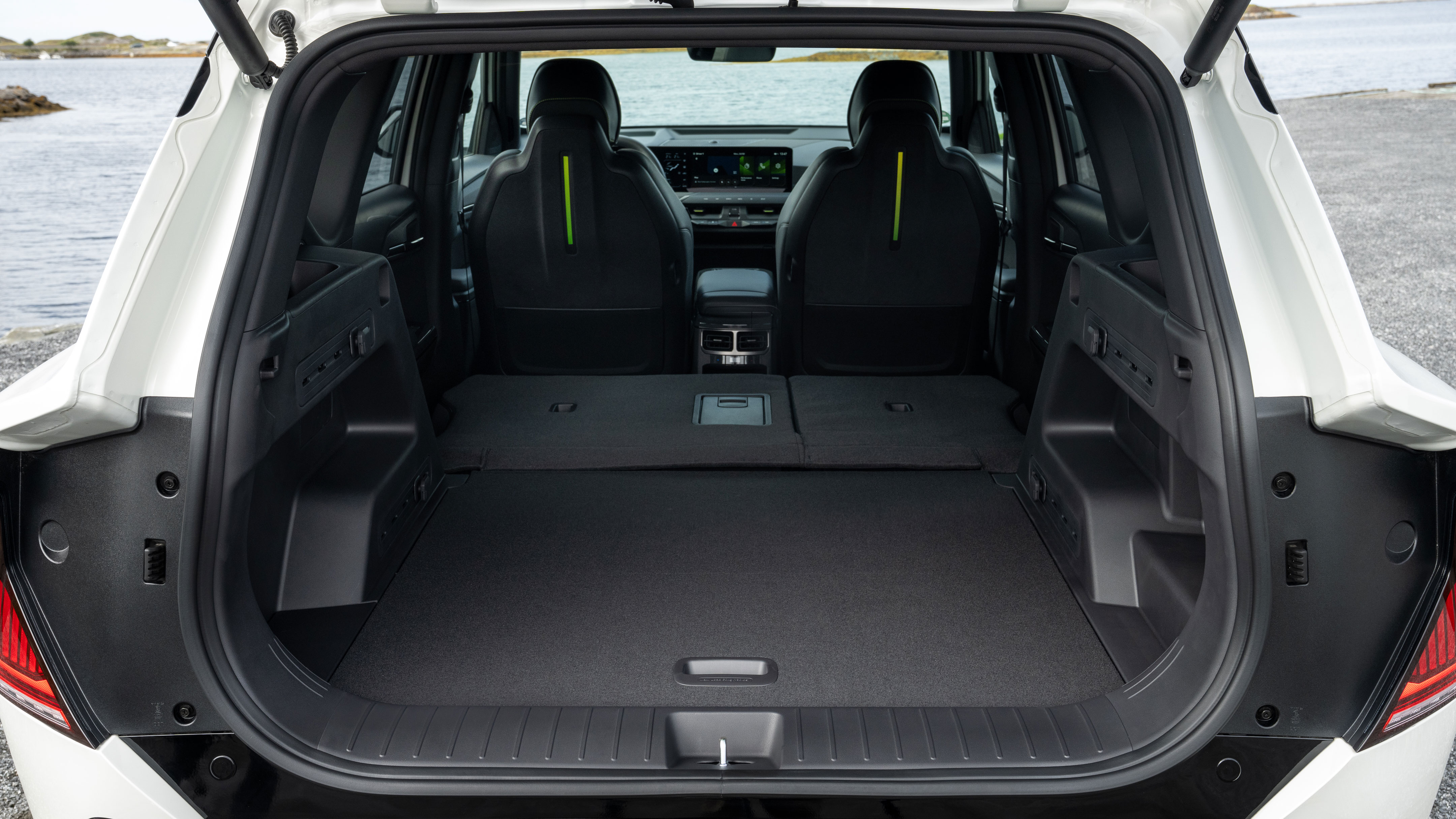 Kia EV5 GT - boot seats down