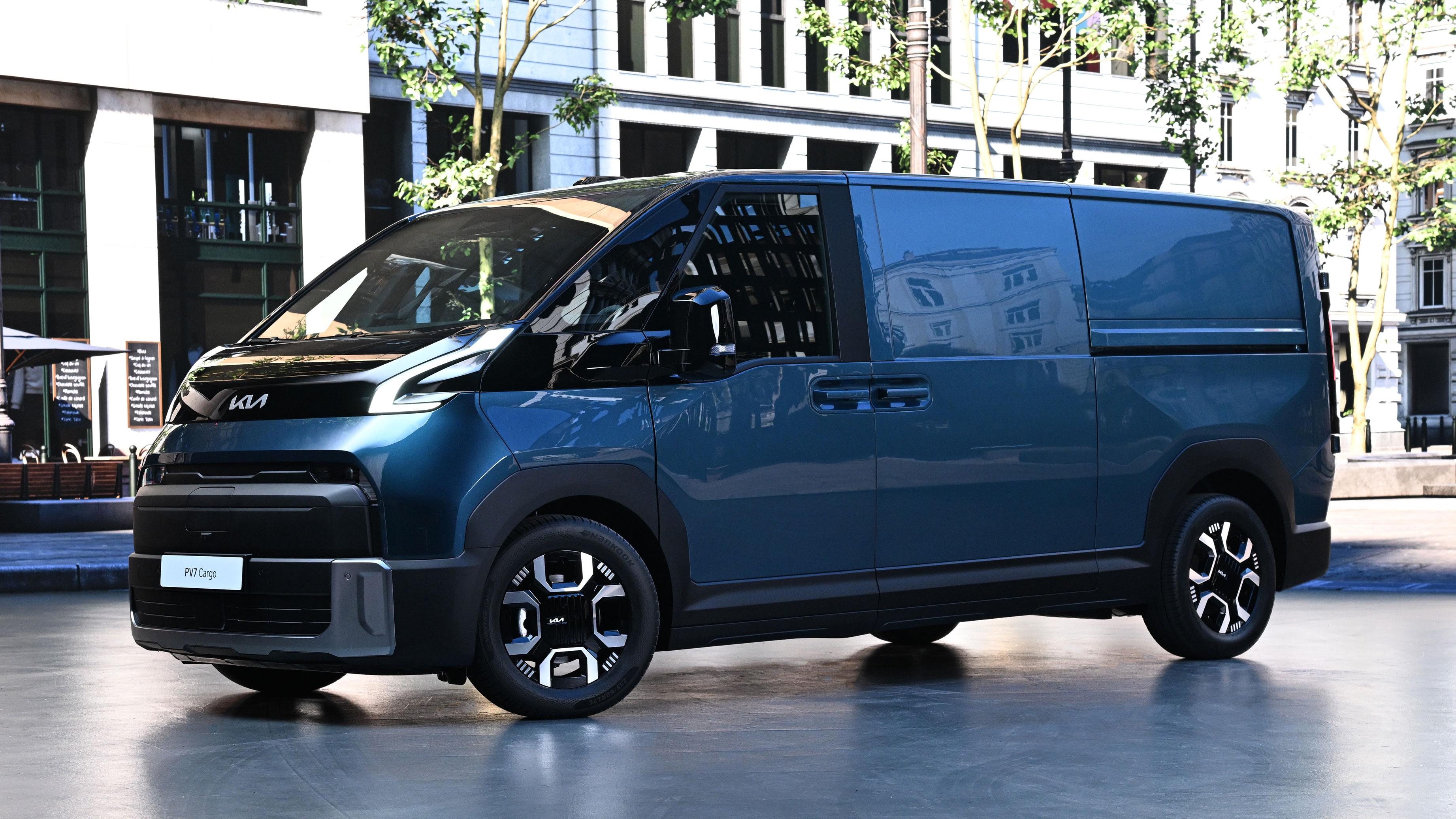 Kia PV5 Cargo - front