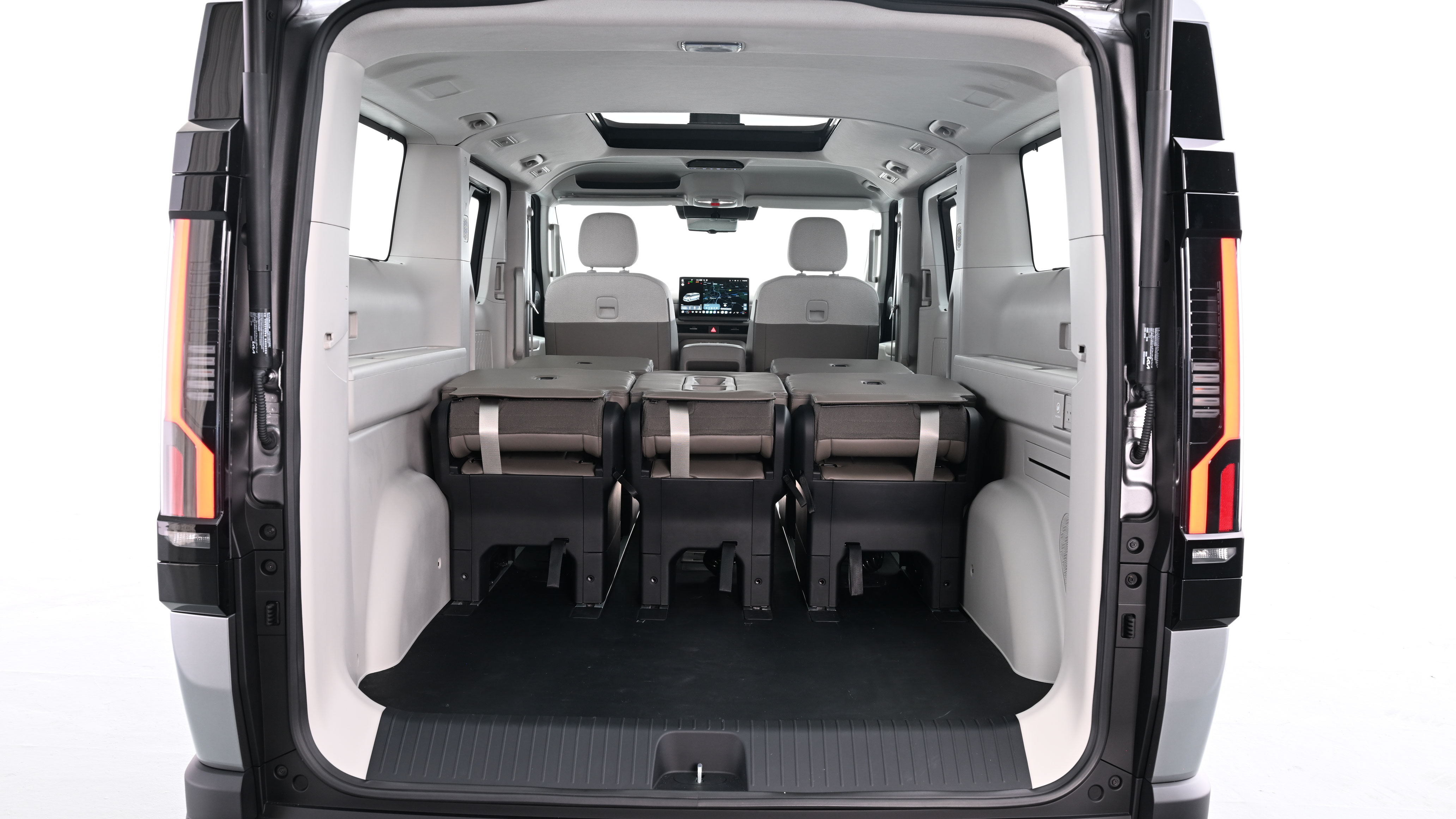 Kia PV5 Passenger - boot seats down