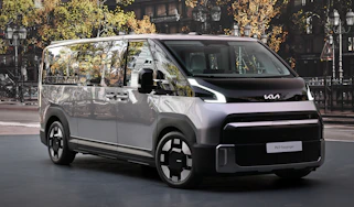 Kia PV5 Passenger - front