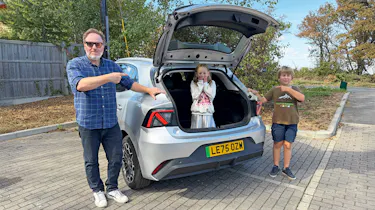MG4 Urban - boot open with family