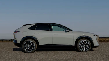 Mazda CX-6e - side