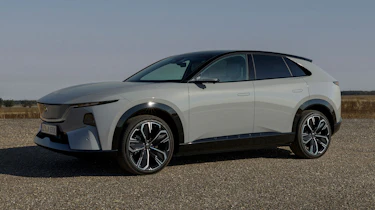 Mazda CX-6e - front static