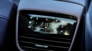 Mazda CX-6e - rear passenger controls