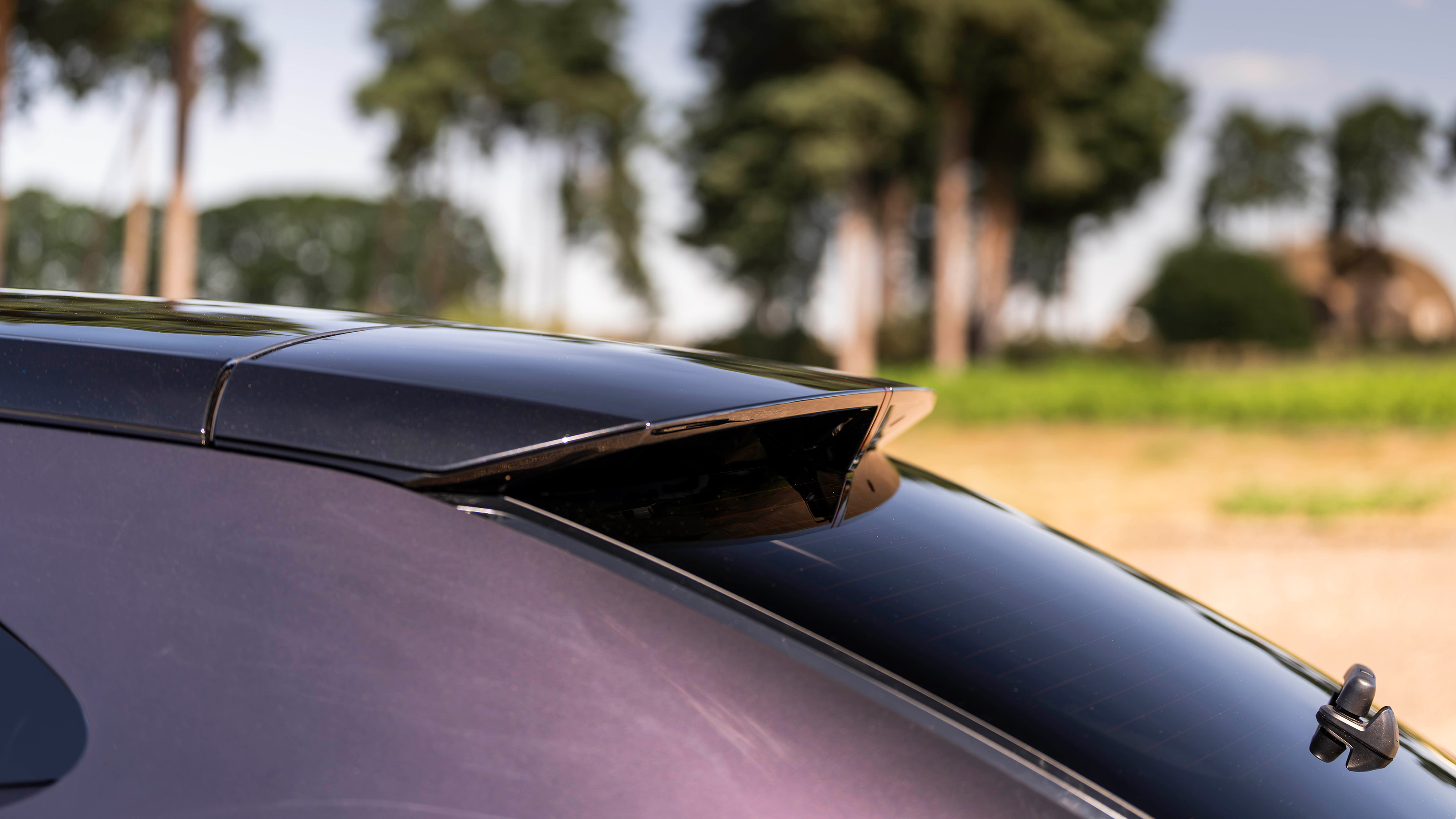 Mazda CX-6e - rear roofline