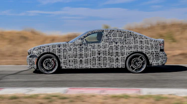 New BMW 3 Series petrol - dynamic side